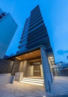 東京都新宿区西新宿8【マンション】の外観