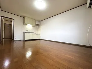 アローニア10【1階】の居間