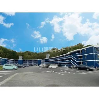 リルームス寒田A棟【3階】の外観