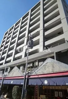 サングランパ【6階】の外観