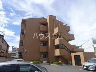 ドールタカナシマンション【3階】の外観