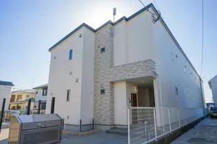 ヴェルノヴァ【1階】の外観