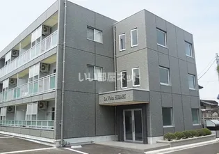 ラビスタヒバリの画像