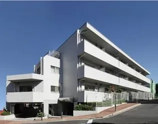 東京都品川区上大崎2【マンション】の外観