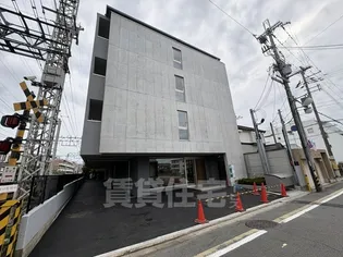 ソフィア墨染駅前【1階】の外観