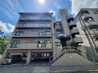 メゾンドールバンブーグラス【2階】の外観