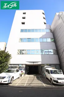 クラウン30ビル【5階】の外観