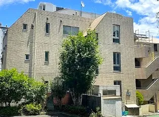 東京都文京区白山2【マンション】の外観