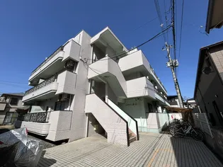 レジデンス成田【1階】の外観