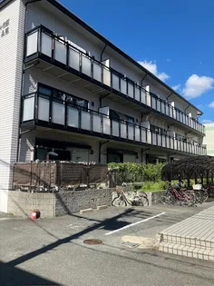 ブランドール薩摩【3階】の外観
