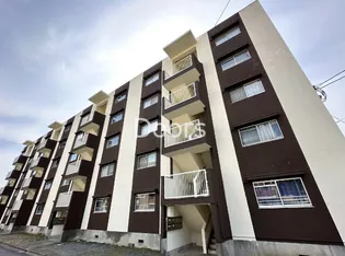 ヴィラナリー国ケ原2号棟【4階】の外観