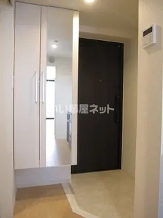 グレイスコモンズ東静岡【5階】の玄関