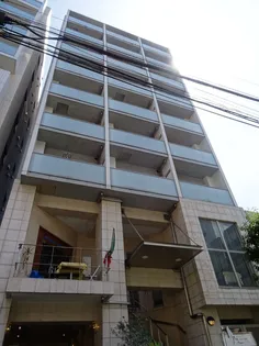 コンフォリア西麻布【4階】の外観