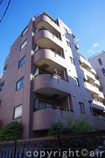 東京都港区南麻布1【マンション】の外観