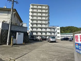 アバダント大塔の画像