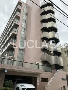 ローヤルガーデン【8階】の外観