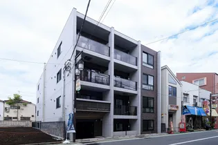 東京都中野区松が丘1【マンション】の外観