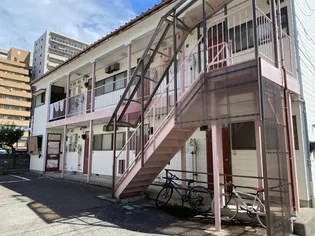 アパルタミエント笹口セグンド【2階】の外観