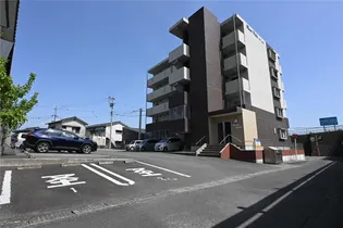 花木町5-9 1Rマンション【5階】の外観
