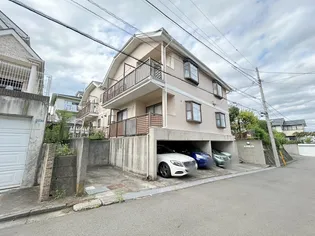 クローバーハウス【2階】の外観