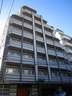 ジェイフラッツ初台【1階】の外観