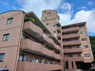 ノイシュロス御室南【4階】の外観