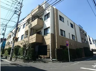 レジデンス三宿【1階】の外観