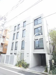 ラピス白金【1階】の外観