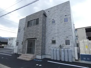 プティ リヴィエールの画像