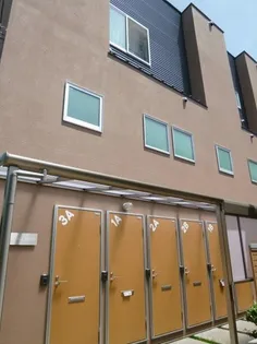 パステルコート【3階】の外観