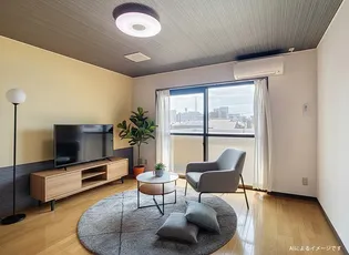 ラ・モークI【3階】の居間