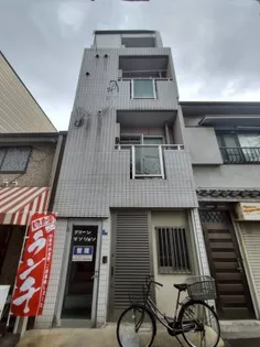 グリーンマンションの画像