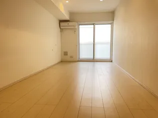 ハビテ兵庫駅南【2階】の居間