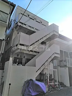 ヒルズ読売ランド【2階】の外観