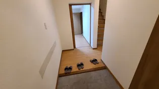 シティハイツ竜が岡の玄関