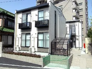 レオパレスガーデン【2階】の外観