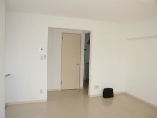 セレスティアル・レジデンス【2階】の外観