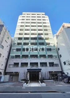 カスタリア新宿御苑【6階】の外観