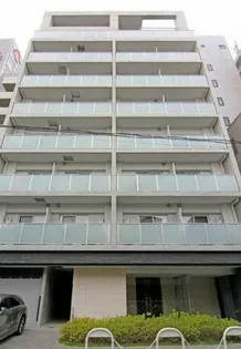 東京都新宿区四谷2【マンション】の外観