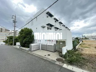 ドーム高峯【2階】の外観