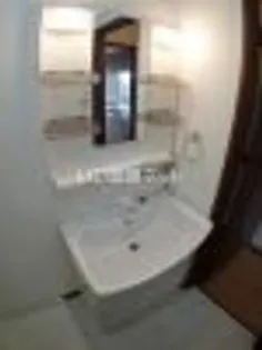 ローヤルライフの内装