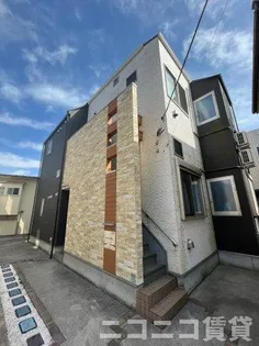 東京都中野区中央2【アパート】の外観