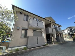 ウエストリバ-IIの外観