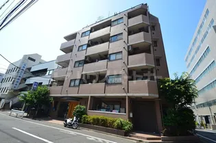 コモード寺山の画像