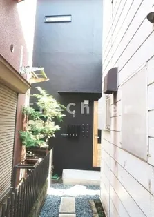 東京都新宿区若松町【アパート】の外観