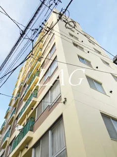 シェーンブルン【6階】の外観