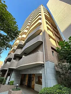 東京都新宿区四谷4【マンション】の外観