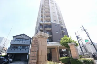 ロイヤルシティ豊橋【10階】の外観