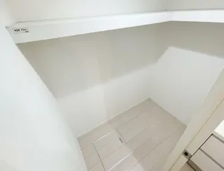 ラ・ネージュ河原町【1階】の内装