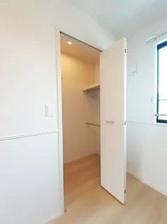 ルルディ モトヤマB【2階】の内装